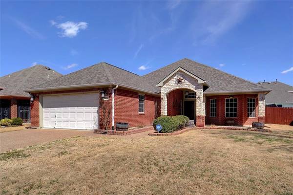 7020 Cattle Drive, Fort Worth, TX 76179