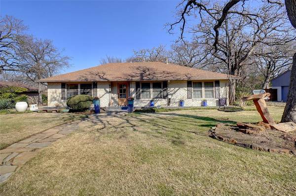 1811 Locksley Lane, Denton, TX 76209