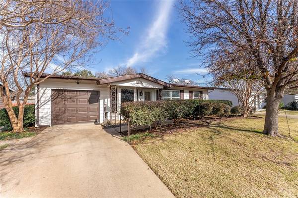 2517 Collingwood Drive, Farmers Branch, TX 75234