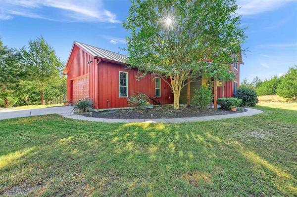 Gunter, TX 75058,322 Red Maple Road