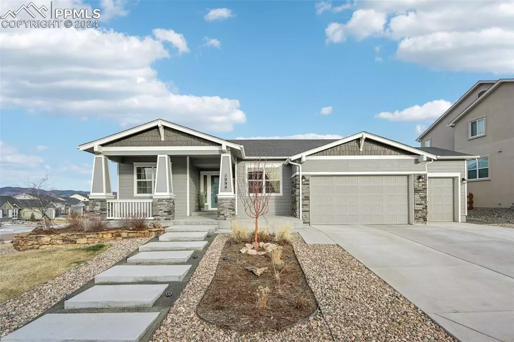 Monument, CO 80132,1094 Rambling Oak DR