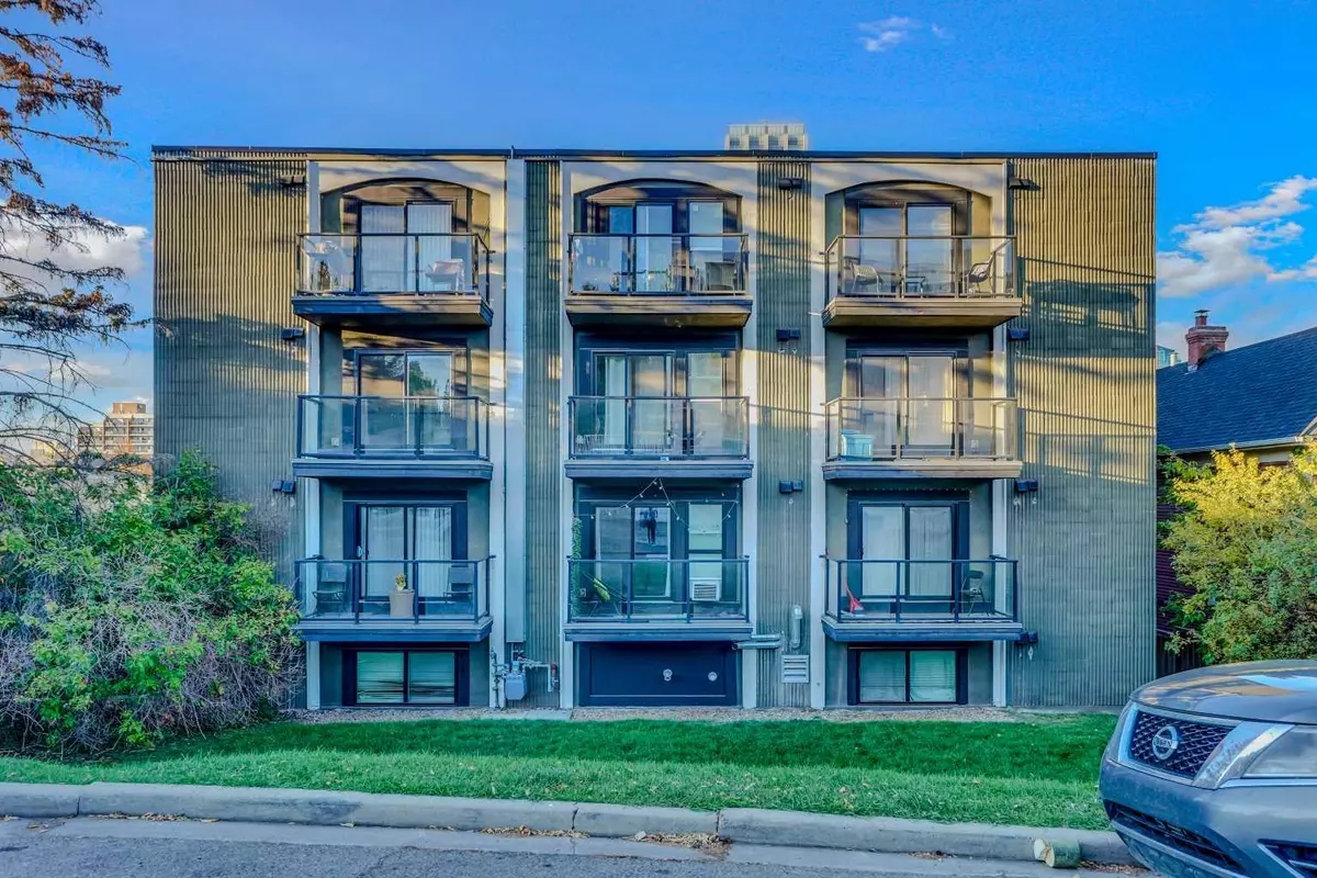 Calgary, AB T2E 0B3,1820 9 ST Southwest #201