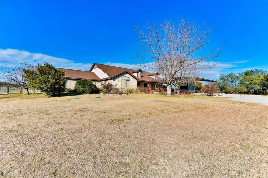 1723 Mcclendon Road, Weatherford, TX 76088