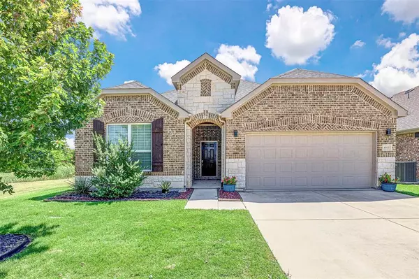 Fort Worth, TX 76244,4933 Meadow Falls Drive