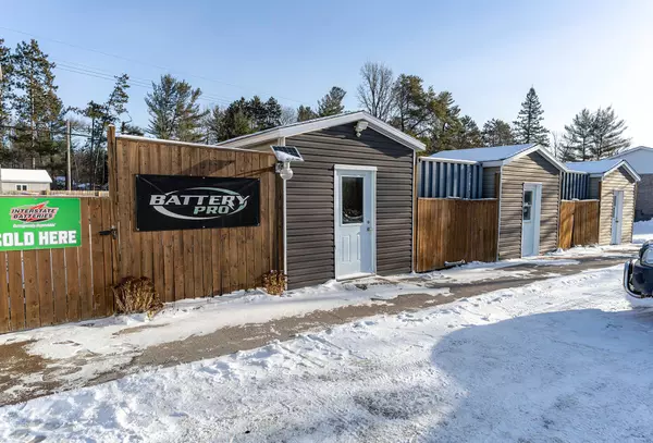 Renfrew, ON K8H 1Y6,2551 Petawawa BLVD