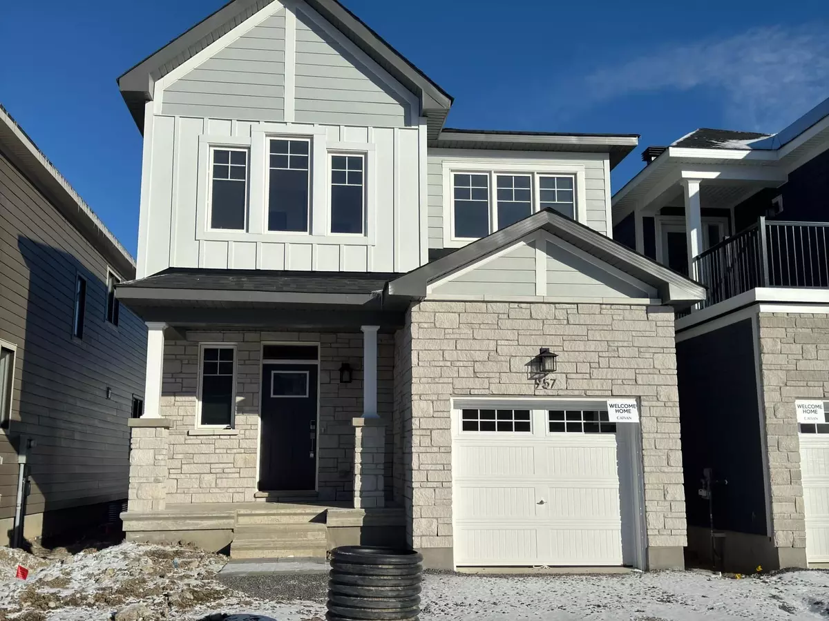 Stittsville - Munster - Richmond, ON K0A 2Z0,957 Seagrave LN W