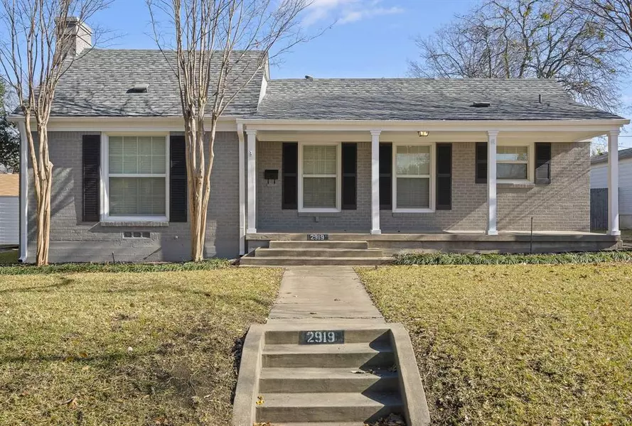 2919 5th Avenue, Fort Worth, TX 76110