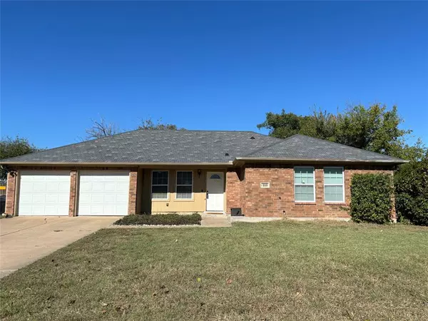 3113 Old Hickory Trail, Forest Hill, TX 76140