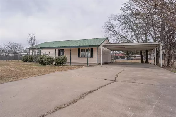 Alvarado, TX 76009,3620 Meadow Lake Drive