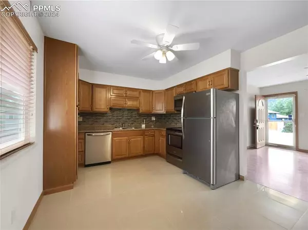 Colorado Springs, CO 80915,1275 Hiawatha DR