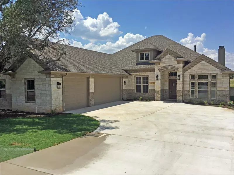 14010 Sandy Oaks Drive, Whitney, TX 76692