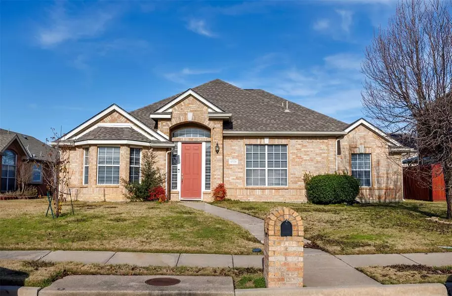 1524 Ector Drive, Carrollton, TX 75010