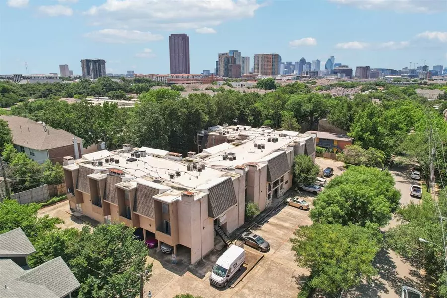 4044 Buena Vista Street #218, Dallas, TX 75204