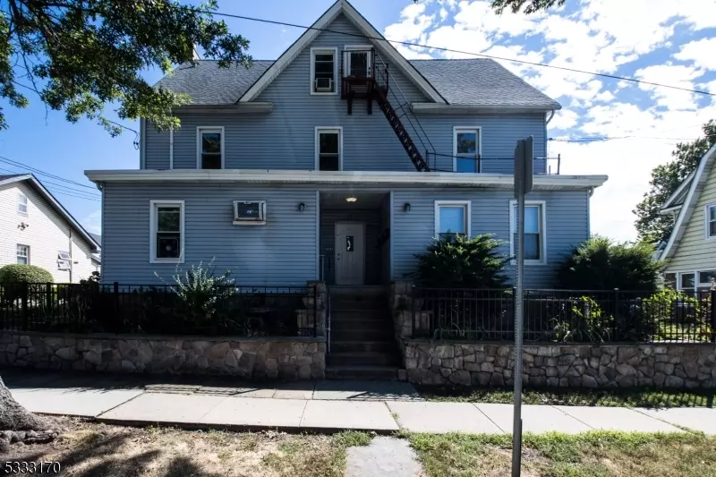 111 Roosevelt St #1, Roselle Park Boro, NJ 07204