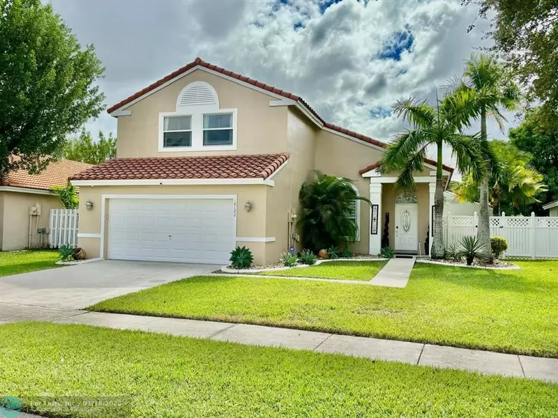 18122 NW 19th St, Pembroke Pines, FL 33029