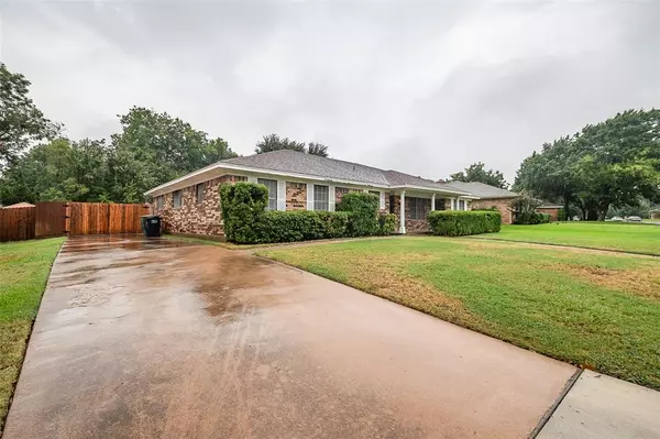 Fort Worth, TX 76133,4313 Barcelona Drive