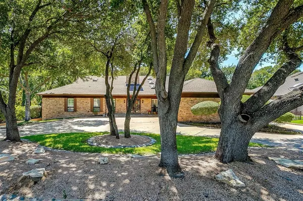 8914 Brierfield Road, Granbury, TX 76049