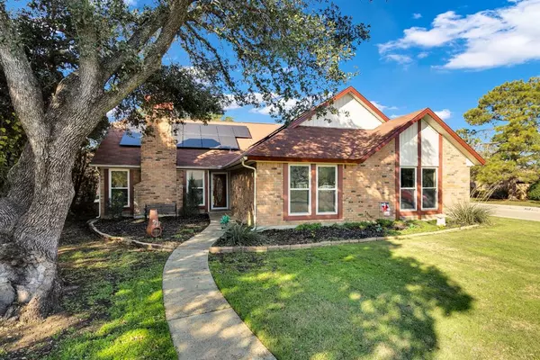 Lewisville, TX 75077,668 Red River Drive