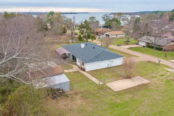 Mabank, TX 75156,113 E Bayside Drive