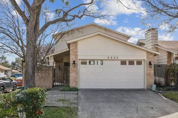 2924 Antares Circle, Garland, TX 75044