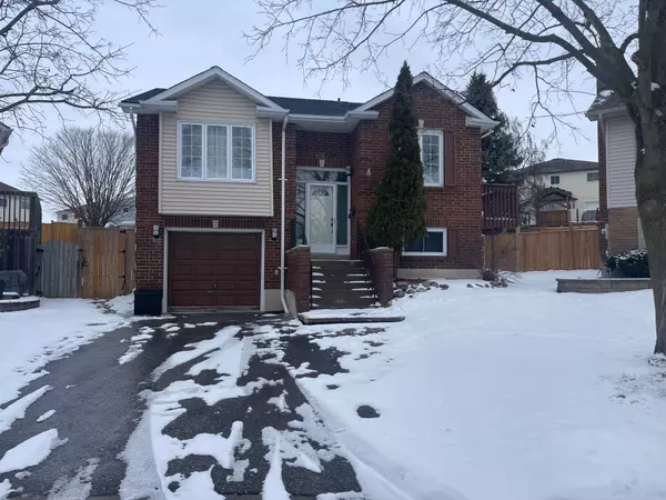 Oshawa, ON L1K 1X5,880 Meadowhill CT #Upper