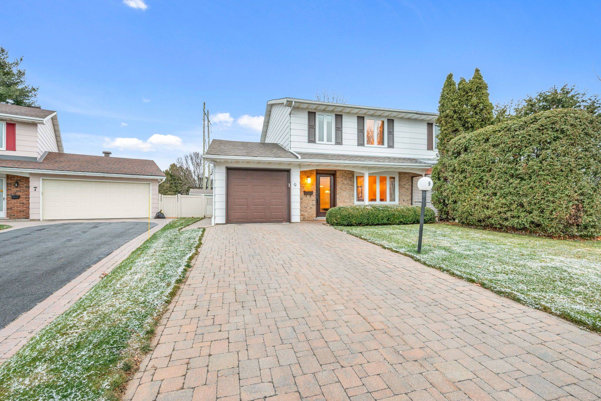 9 Bainbridge AVE,  South Of Baseline To Knoxdale,  ON K2G 3T1