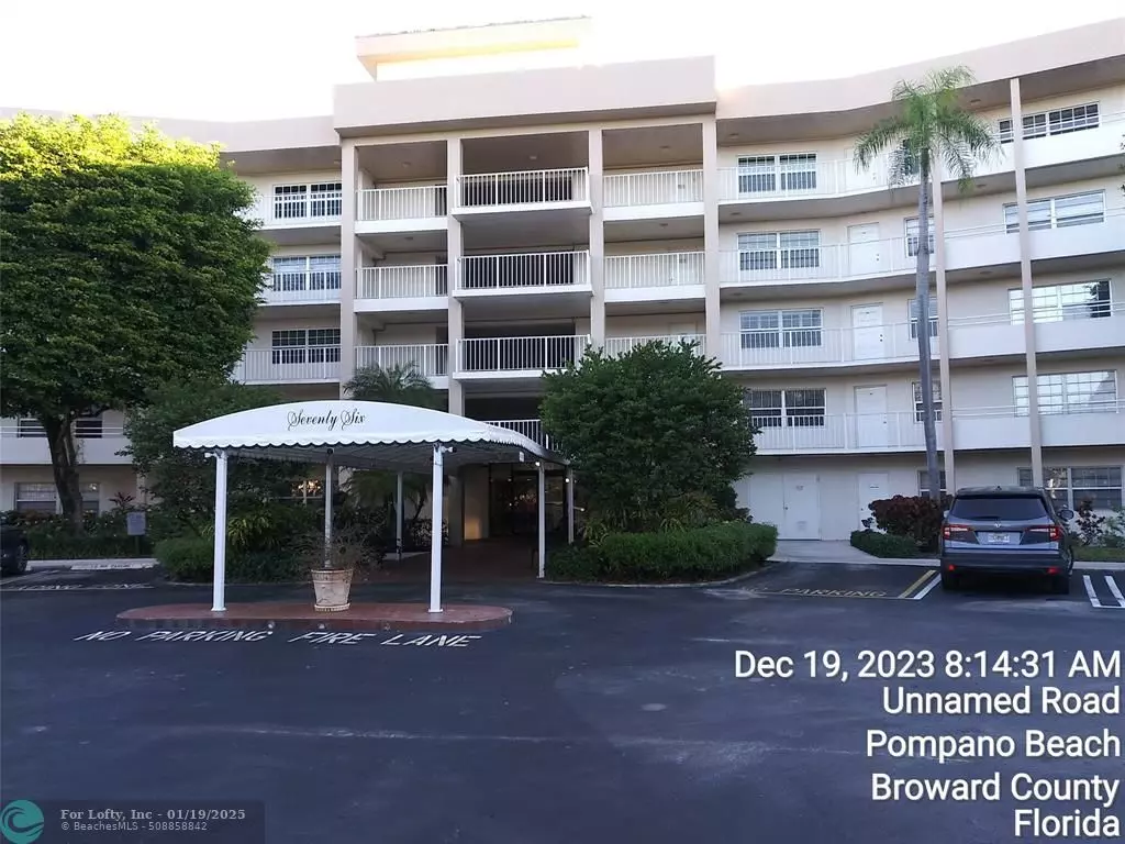 Pompano Beach, FL 33069,3900 Oaks Clubhouse Dr  #101