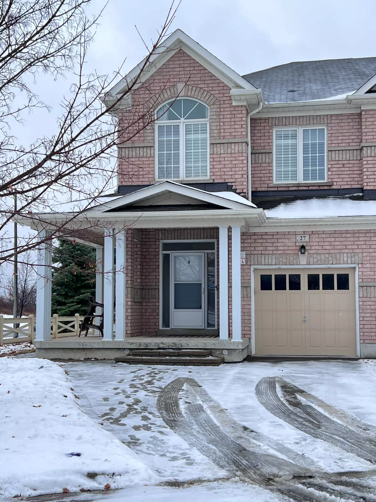 Markham, ON L6B 0S5,27 Turnhouse CRES