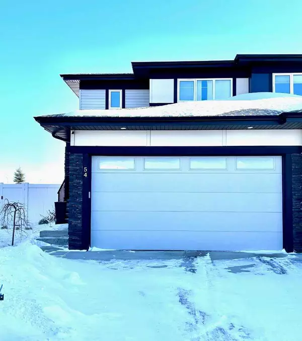 54 Latoria CT, Rural Red Deer County, AB T3E 3B8