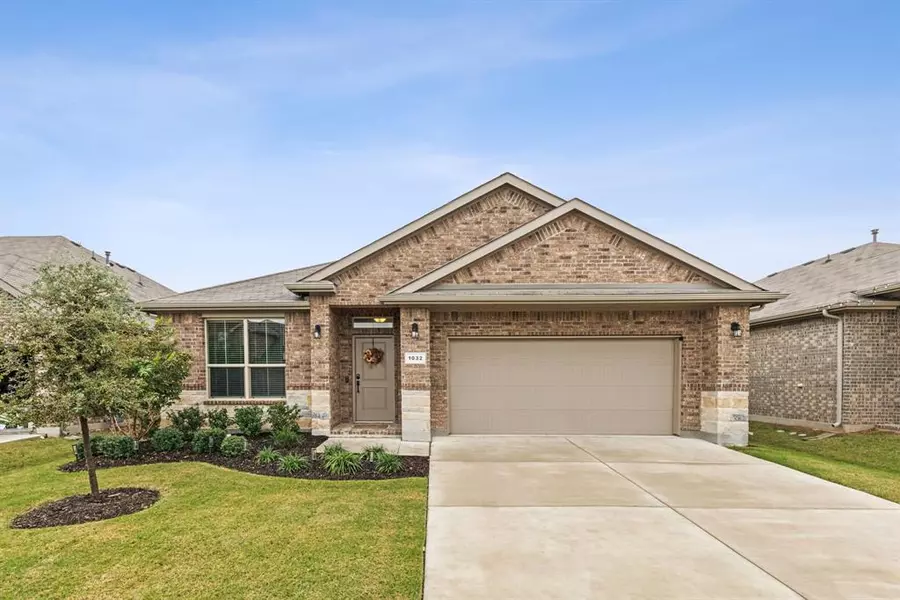 1032 Gillespie Drive, Fort Worth, TX 76247