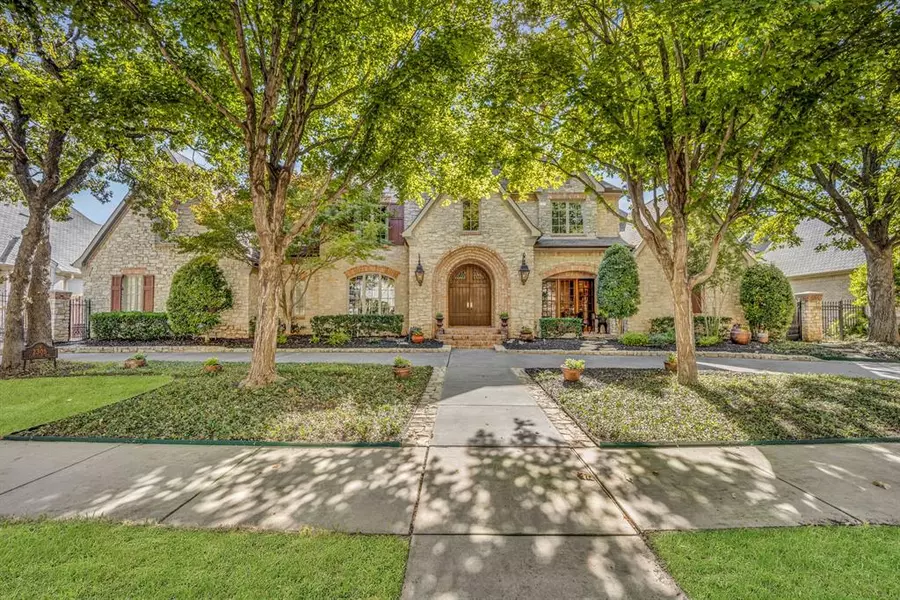 2305 Carlisle Avenue, Colleyville, TX 76034