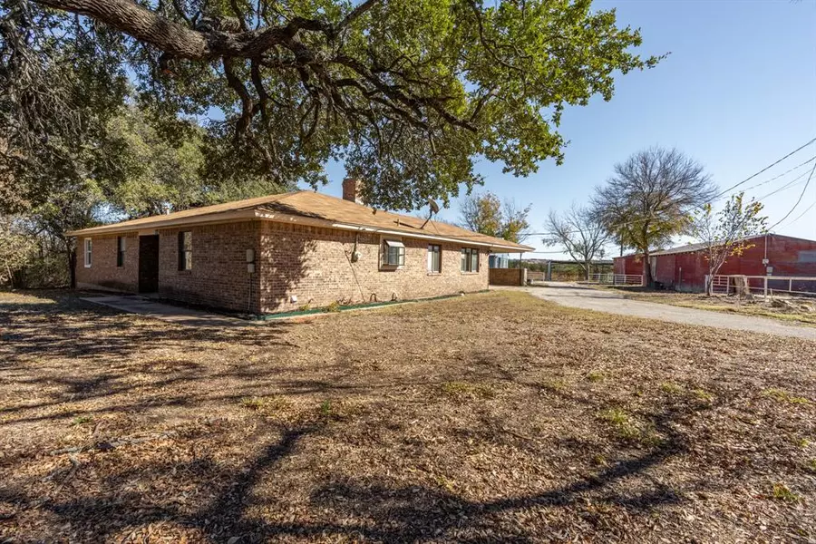 253 Langford Cove Road, Evant, TX 76525