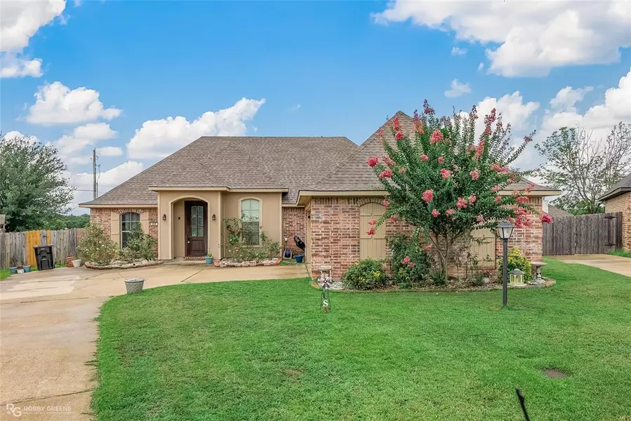 689 Fox Nest Circle, Haughton, LA 71037