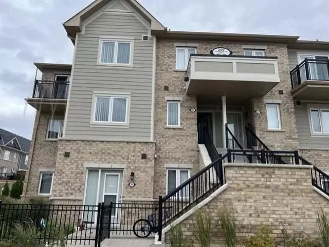 250 Sunny Meadow BLVD #308, Brampton, ON L7A 0A1