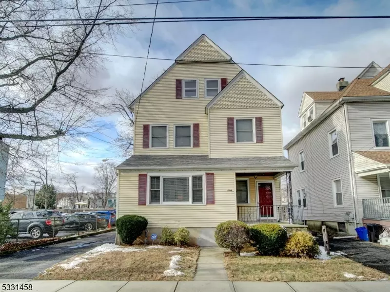 Montclair Twp., NJ 07042,60 Greenwood Avenue, Apt 3