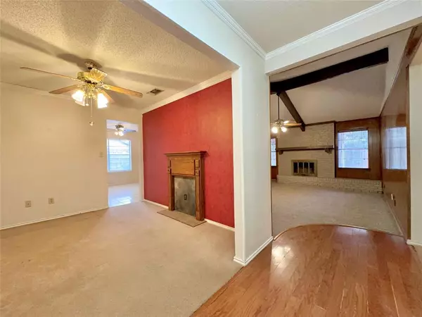 Cleburne, TX 76033,1302 Cindy Court