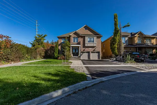 Oakville, ON L6H 7P2,2472 Upper Valley CRES