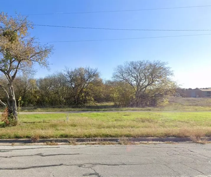 1725 S Las Vegas Trail, White Settlement, TX 76108