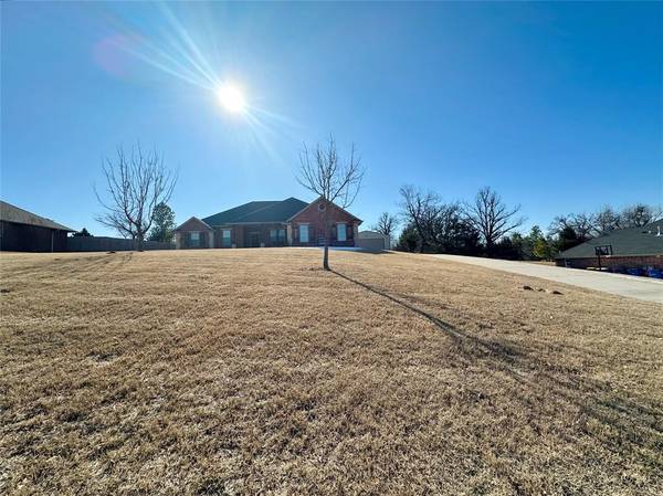 15048 Scottsdale Lane, Choctaw, OK 73020