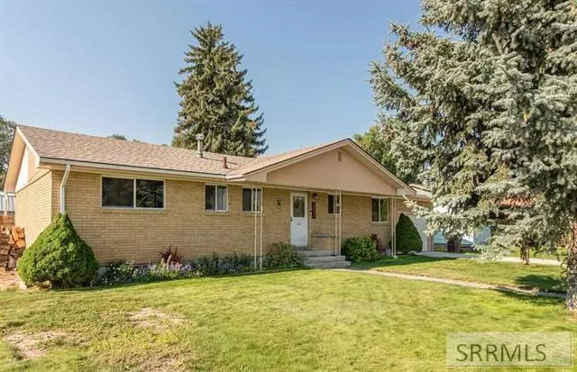 557 W Central Avenue, Aberdeen, ID 83210