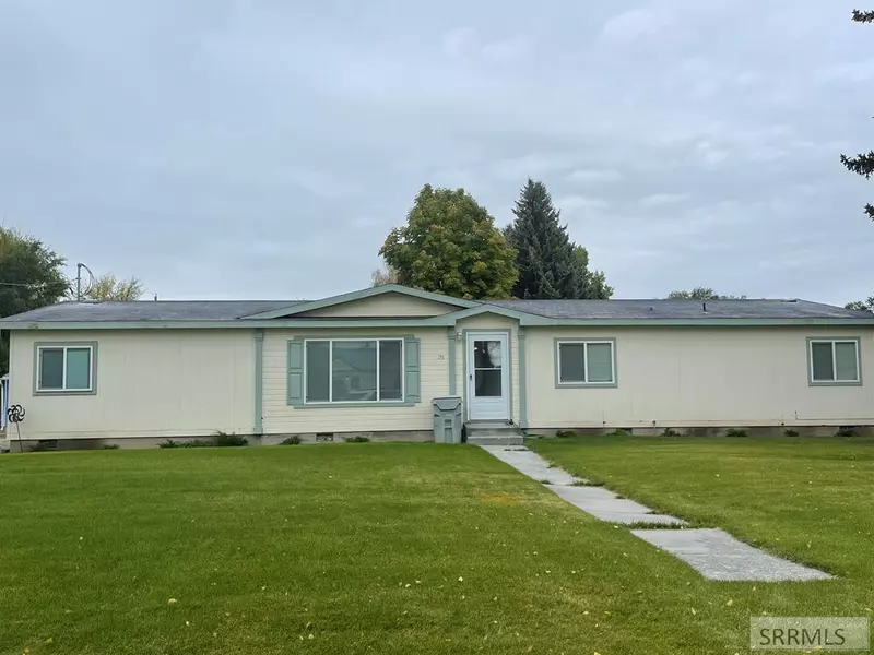 381 W Bingham Avenue, Aberdeen, ID 83210