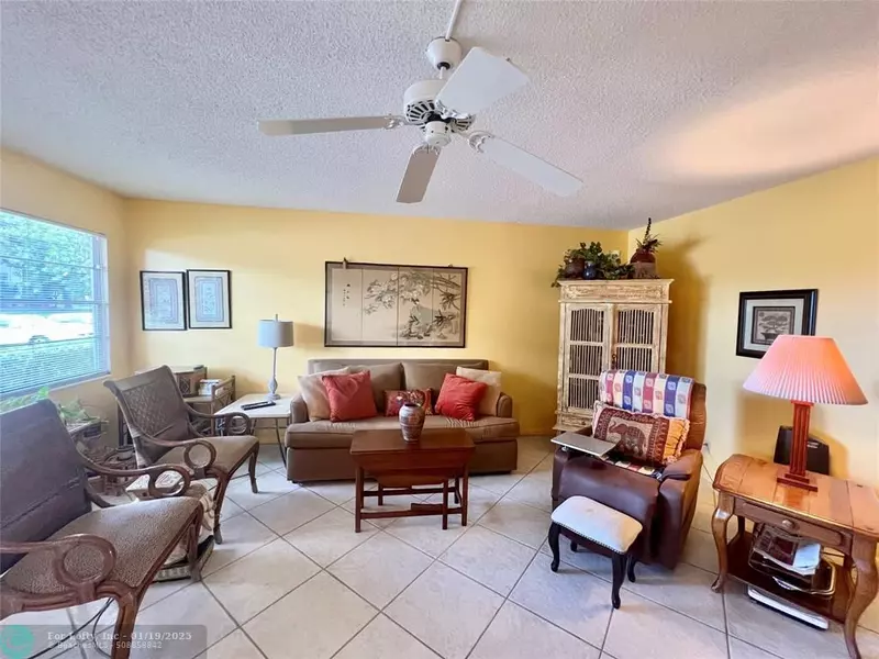 1090 Harwood F  #1090, Deerfield Beach, FL 33442