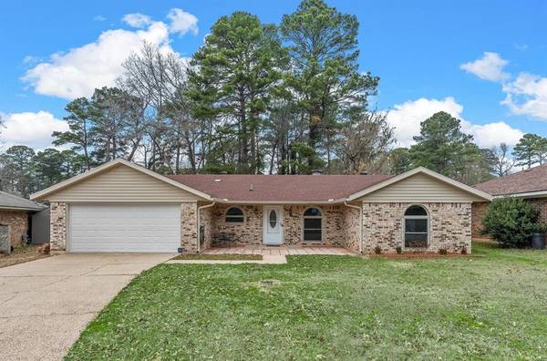 8417 Edgewood Drive, Haughton, LA 71037