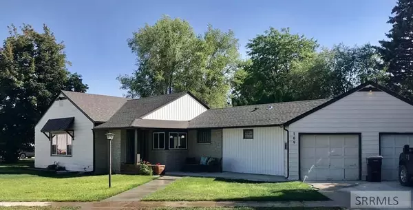 109 W Elmore Avenue, Aberdeen, ID 83210