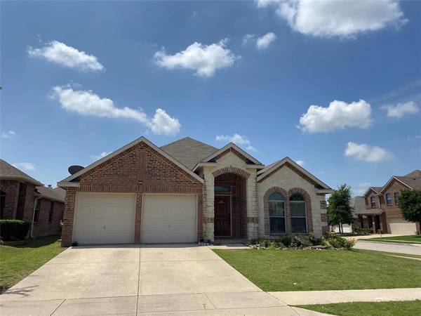 3900 Hunter Peak Road, Fort Worth, TX 76262