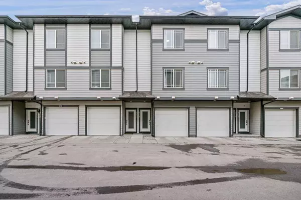 95 Skyview Close NE #908, Calgary, AB T3N 1X2