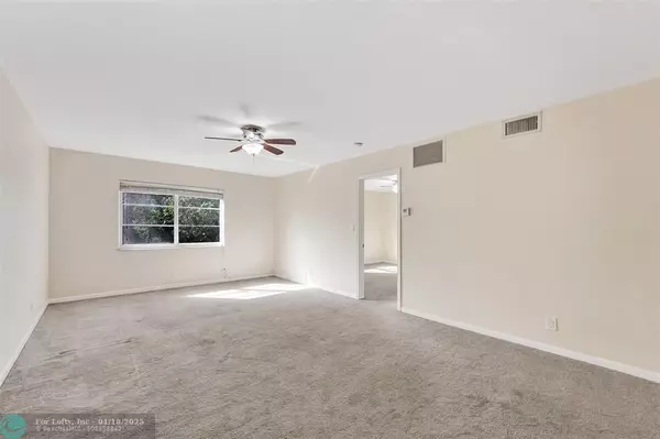 Wilton Manors, FL 33305,124 NE 19th Ct  #214B