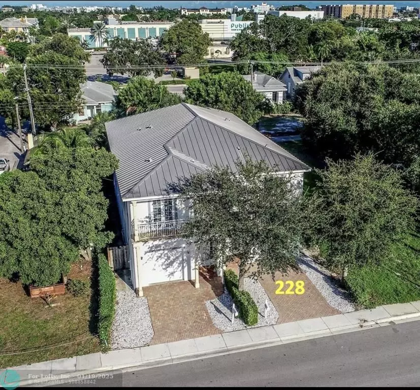 Lake Worth Beach, FL 33460,230 N G St  #230