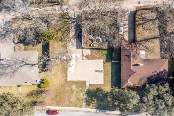 1022 Westlake Drive, Desoto, TX 75115