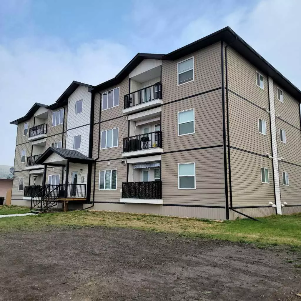 Grimshaw, AB T0H1W0,5300 45 AVE #204